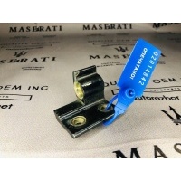 петля двери Maserati Quattroporte 5 2005 67881000,67880900
