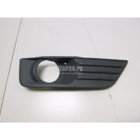 Решетка в бампер правая Ford Focus II (2005 - 2008) 1337347