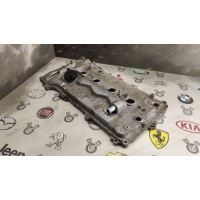 Крышка головки блока цилиндров Toyota Isis ZGM10G 2009 11201-37011