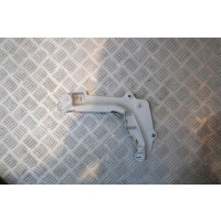 Крепление стойки c maserati lewante 670035050