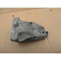 Мерседес s w221 320 cdi лапа двигателя a6422230504