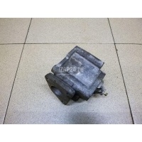 Корпус термостата Mitsubishi Pajero/Montero II (V1, V2, V3, V4) (1991 - 1996) MD307132