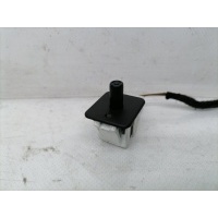 Концевик Mercedes C-Class W204 2012 A2028209410