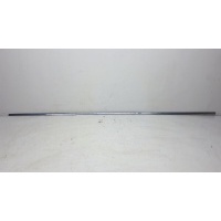 молдинг на дверь Mercedes C W204 2012 A2047200280