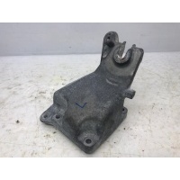 Кронштейн двигателя Mercedes C-Class W204 2010 A2722231004