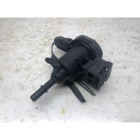 клапан вентиляции Mercedes C-Class W204 2012 A0014760532