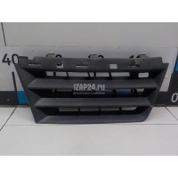 Решетка радиатора Renault Scenic II (2003 - 2009) 7701474779