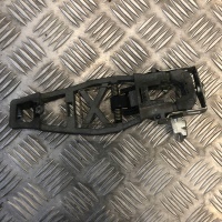 Крепление ручки внешней volkswagen t5 7h0837885c