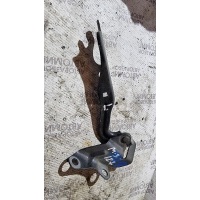 Петля капота Mazda 3 I (BK) Рестайлинг (2006–2009) 2008 BP4K-52-420B