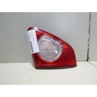 Фонарь задний внутренний правый Toyota Corolla E15 (2006 - 2013) 8158112110