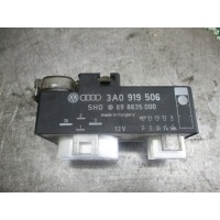 Реле вентилятора Volkswagen Passat 1995 3a0919506