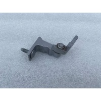 петля двери передней левой Audi A5 F5 2019 8W0831403A