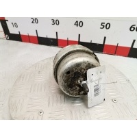 Подушка крепления двигателя Volkswagen Passat 5 GP 2004 8D0199379AE