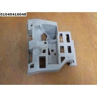 Кронштейн бампера переднего левый Skoda Octavia (A7) 2013-2020 5E0807055