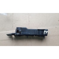 A5 8t s5 каретка бампера правая передняя 8t0807284a