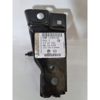 Opel zafira c oe13365182 крепление балки