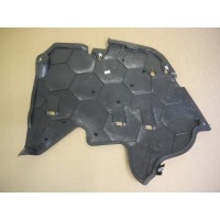 Audi a5 8w крышка шасси 8w6825217b