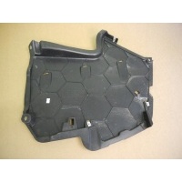 Audi a5 8w крышка шасси 8w6825219c