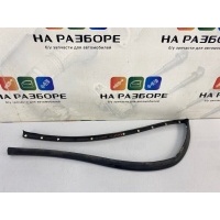 уплотнительная резинка дверного проема Audi Q3 8UB 2012 8U0839119