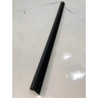 Уплотнитель стекло дверь л передняя skoda йети 5l0837479