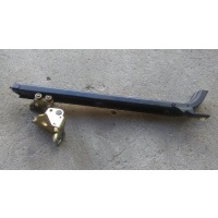 Mitsubishi space runner 99 - 02 направляющяя дверь
