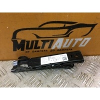 Pегулятор высоты ремня безопасности Перед. Audi Q7 4M 2015- 4M0857819A