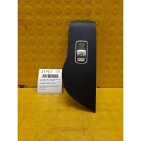 Блок управления стеклоподъемниками Mercedes-Benz GLE 450 4MATIC A16790546017N49, A1677272600, A1679054601