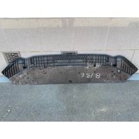 переднего Audi A4 B9 2017 8W0807611A