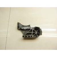 Кронштейн двигателя передний VAG Touareg (2002 - 2010) 077121235D