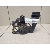 Кронштейн переднего бампера правый Mazda Mazda 3 (BK) (2002 - 2009) BR5H502A1