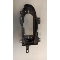 Audi a4 b9 крепление туннель панели 8w0863531