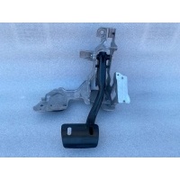 Узел педальный (блок педалей) Audi A4 B9 2017 8W1723117B