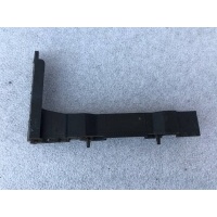 крепление бампера Audi A8 D3/4E 2009 4E0807284B