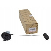датчик уровня топлива land cruiser 8332069306