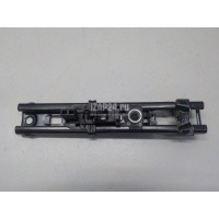 Механизм регулировки ремня безопасности VAG Octavia (A5 1Z-) (2004 - 2013) 5K0857819A
