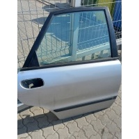 Дверь задняя правое volvo s40v40