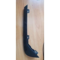 Молдинг двери задней правой Land Rover Discovery 5 2020 LR082903,HY32254A42A
