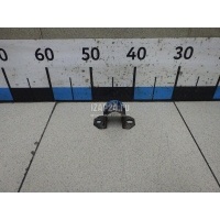 Кронштейн крепления переднего стабилизатора Hyundai-Kia Cerato (2009 - 2013) 548141G000