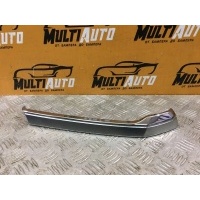 Хром решетки радиатора Перед. Toyota Hilux 8 2015-2020 531260K040