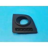 Накладка противотуманной фары правой Ford Fusion 2002-2012 1369324