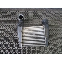 Интеркулер Volkswagen Passat 2002 8d0145805