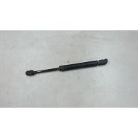 Амортизатор крышки багажника Audi A4 (B5) 1994-2000 1996 8D5827552F