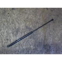 Амортизатор крышки багажника Volkswagen Passat 5 1996-2000 1997 1J6827550
