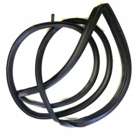 Уплотнитель дверь левый передняя mazda 121 d06159760h