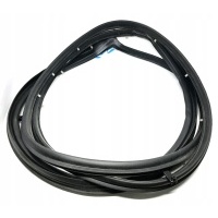 Уплотнитель дверь левый задняя mazda 323 bs0673760e oe !