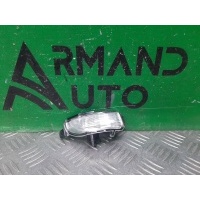 повторитель поворота на зеркале Skoda Rapid 1 2014-2020 6v0949102