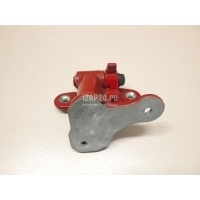 Петля двери передней правой нижняя Mercedes Benz C117 CLA (2013 - 2019) 2467200437