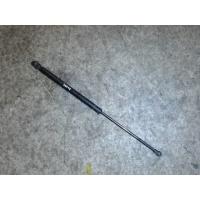 Амортизатор крышки багажника Volkswagen Golf 4 1997-2005 1999 1J6 827 550