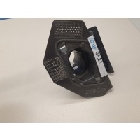 Кронштейн форсунки омывателя фары левый Volkswagen Tiguan 2007-2016 5N0807941C