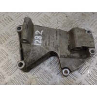 Кронштейн генератора Audi Allroad quattro 2000-2005 079903805J